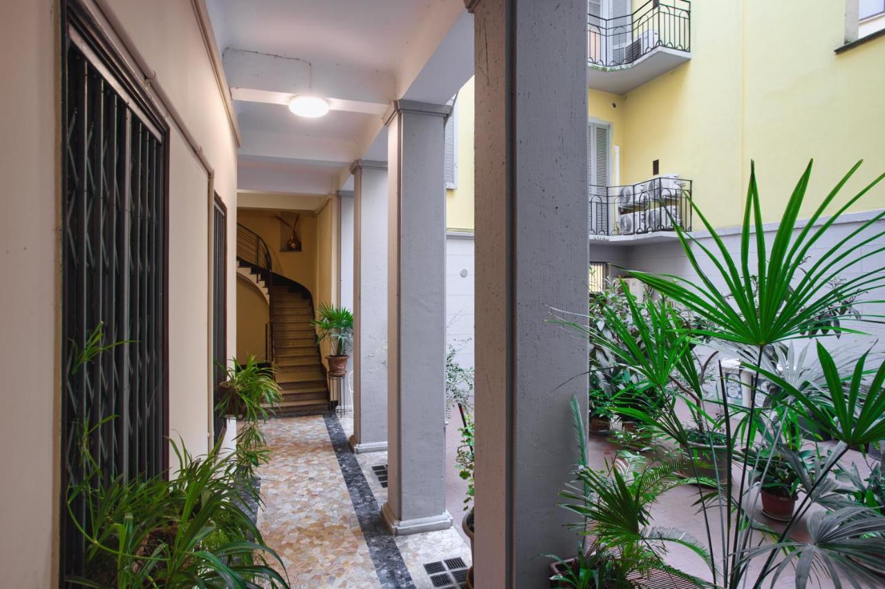 Joivy Mauri - Cosy Flats Near The Duomo Apartment Milano Ngoại thất bức ảnh