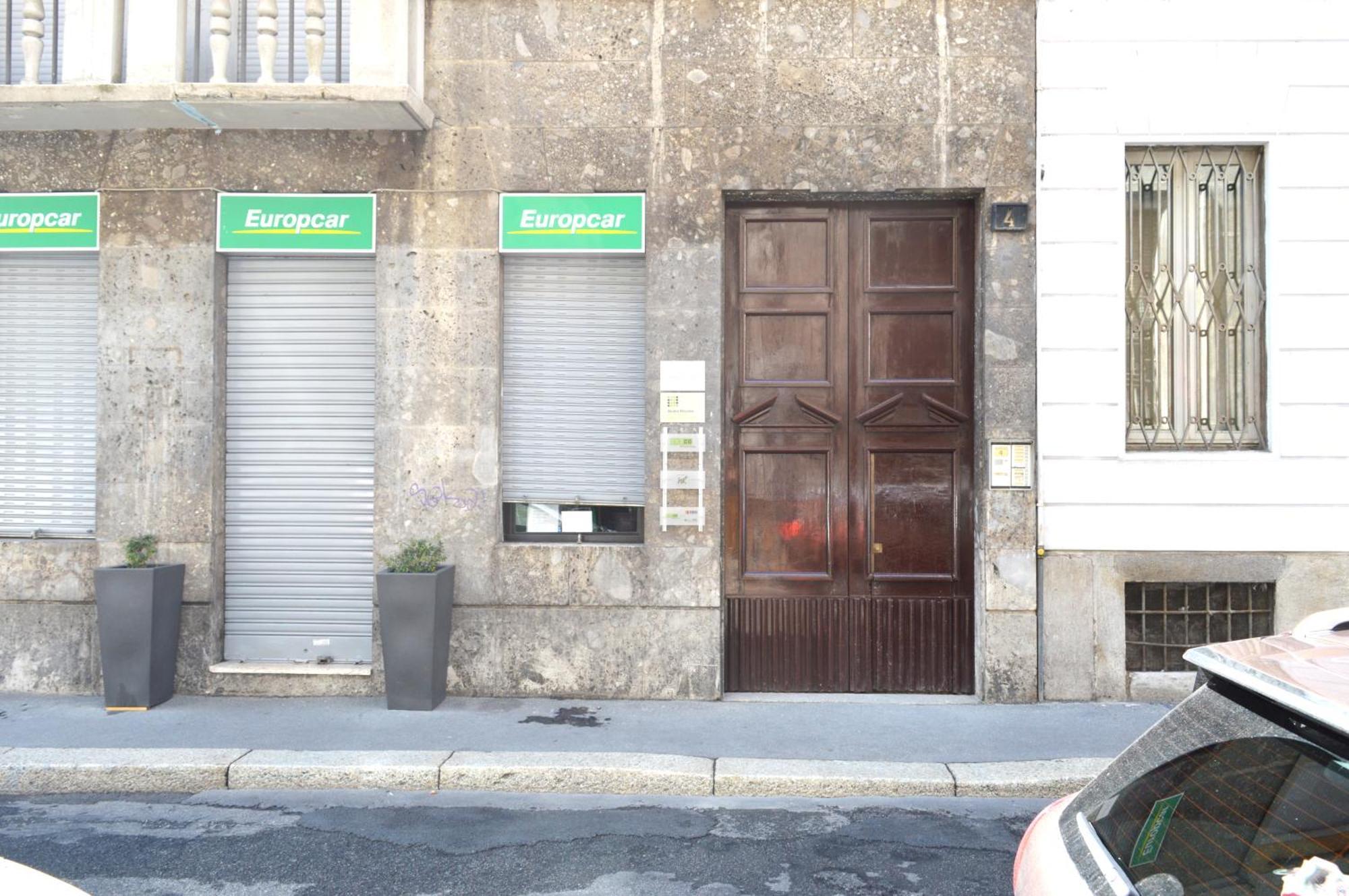 Joivy Mauri - Cosy Flats Near The Duomo Apartment Milano Ngoại thất bức ảnh
